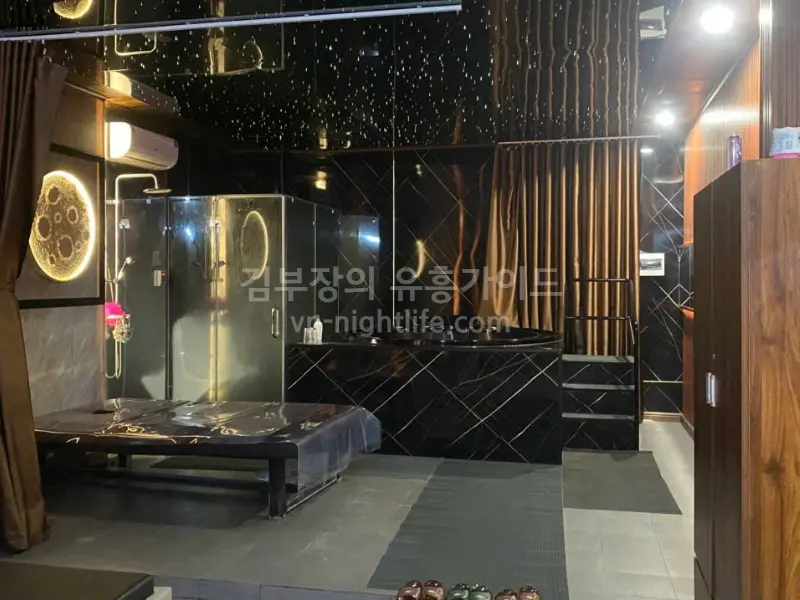 다낭 애플스파 매장 전경