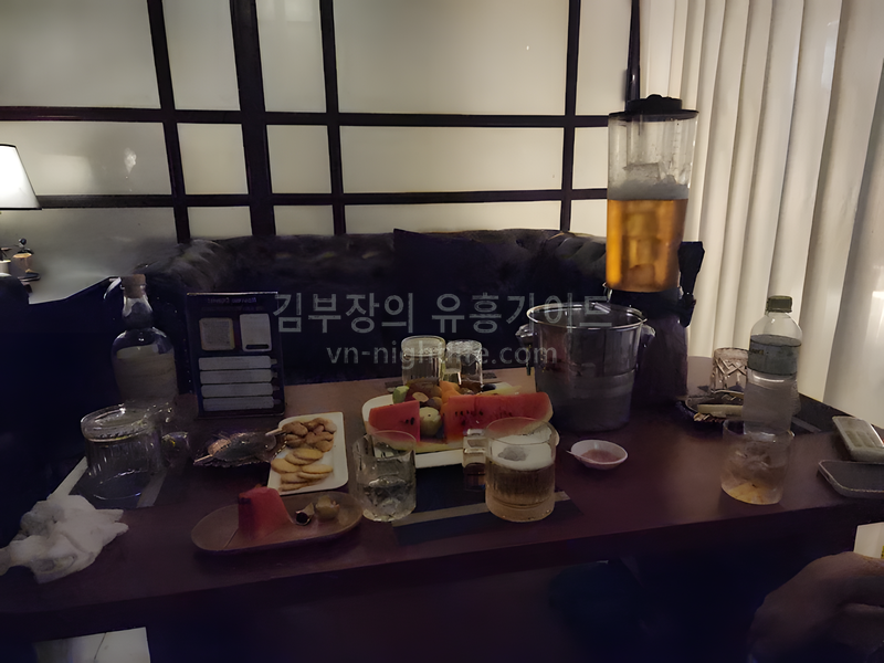 다낭 보스바 위스키 안주 세팅
