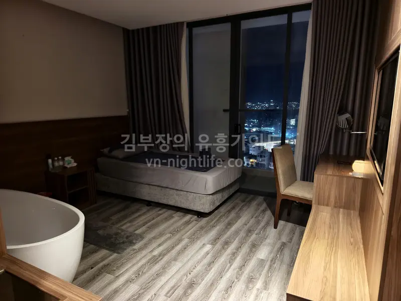 나트랑 클라우드나인 19층 룸