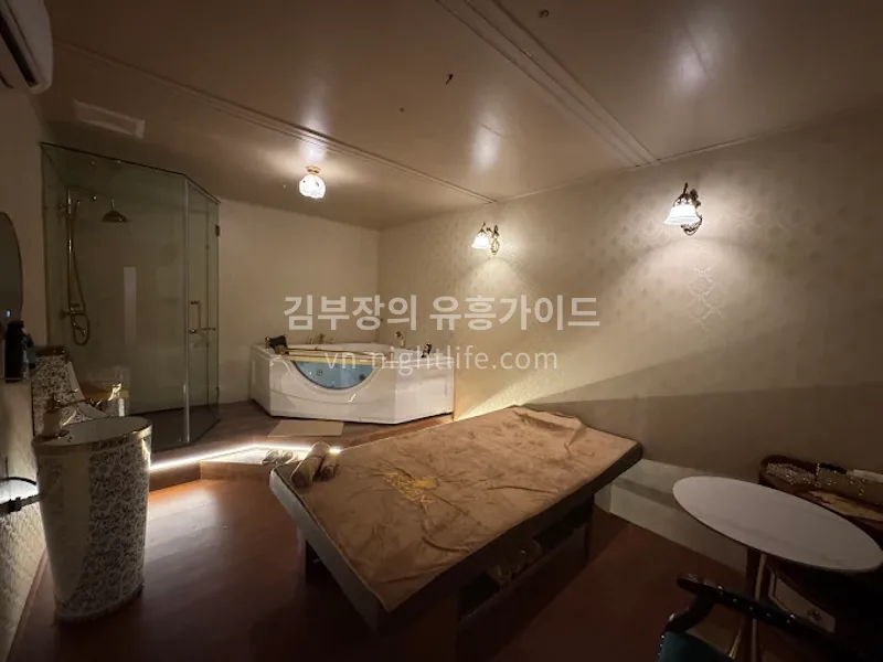하노이 미스터 스파 자쿠지 딸린 마사지룸